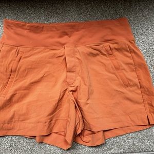 Athleta Trekkie North shorts 12 Coral color